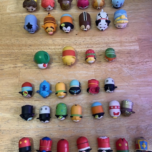 Tsum Tsum Toys Lot - 100 pieces - Disney - Picture 3 of 4